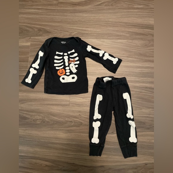 Carter's Baby Black Skeleton Halloween Pajama Set size 12M - Picture 1 of 4